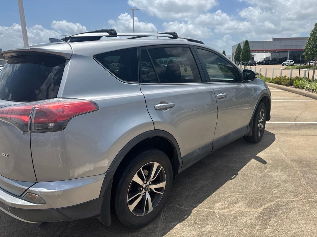 2016 Toyota RAV4 XLE