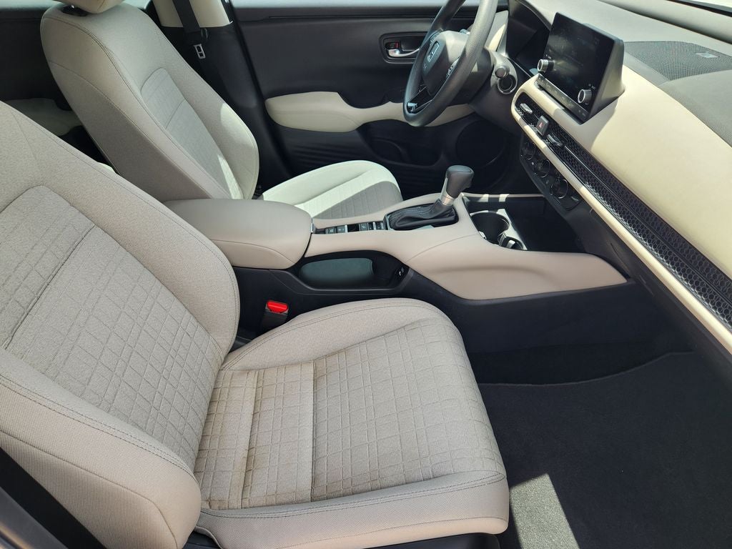 2025 Honda HR-V LX