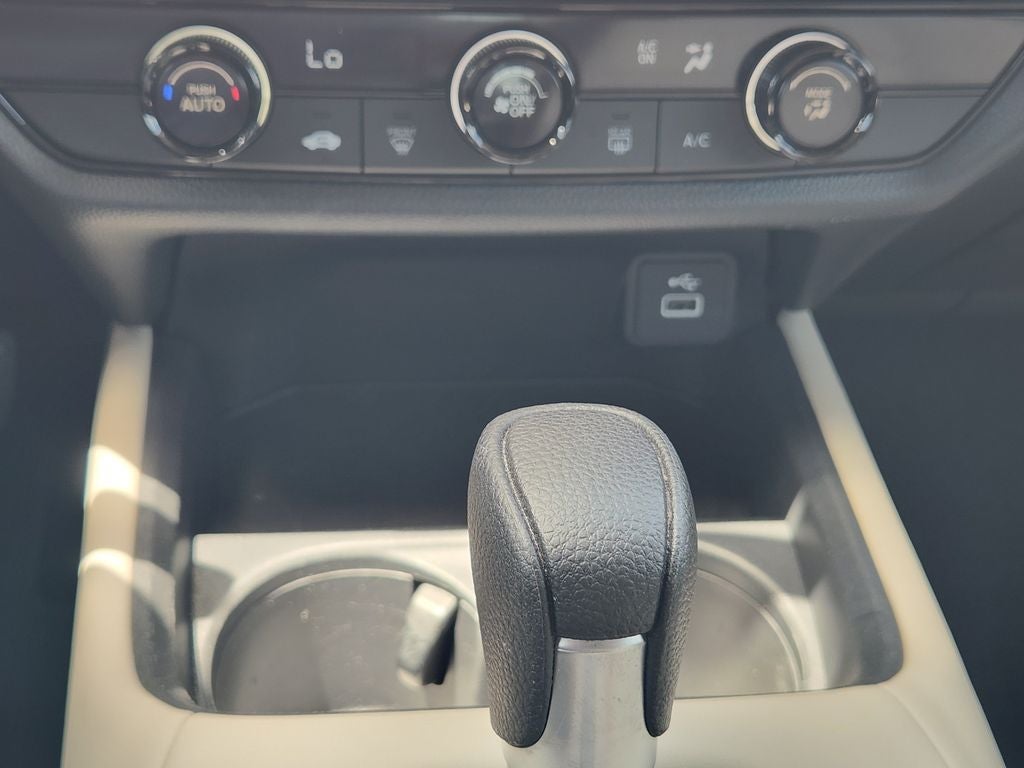 2025 Honda HR-V LX