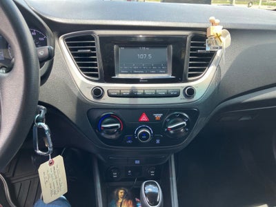 2020 Hyundai Accent SE