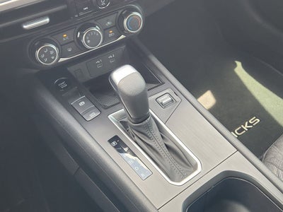 2025 Nissan Kicks MPV SV
