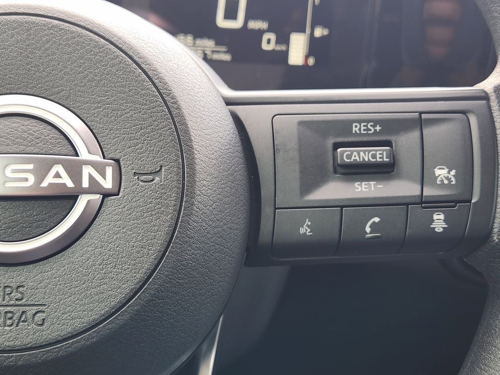 2025 Nissan Kicks MPV SV