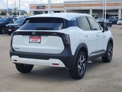 2025 Nissan Kicks MPV SV