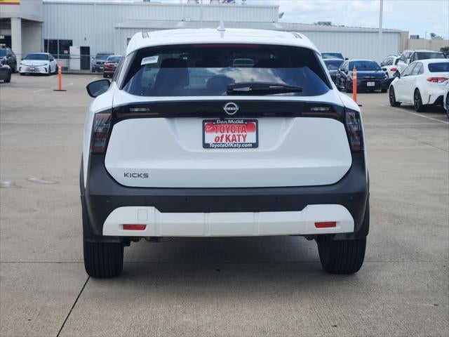 2025 Nissan Kicks MPV SV