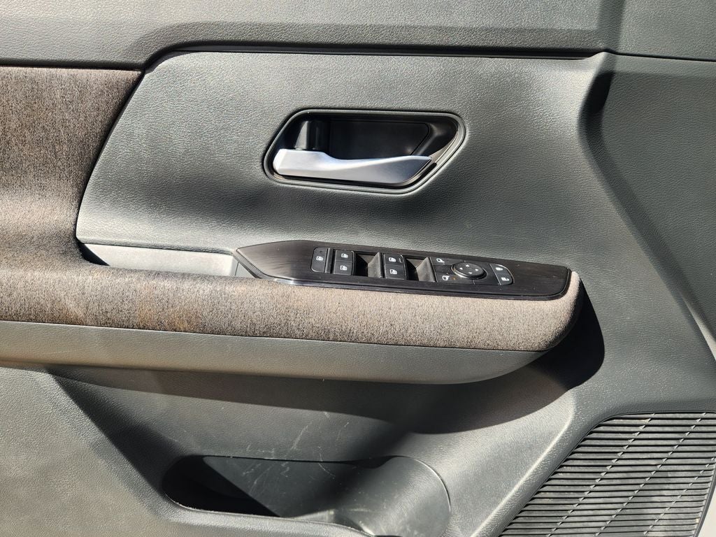 2026 Nissan Kicks MPV SV