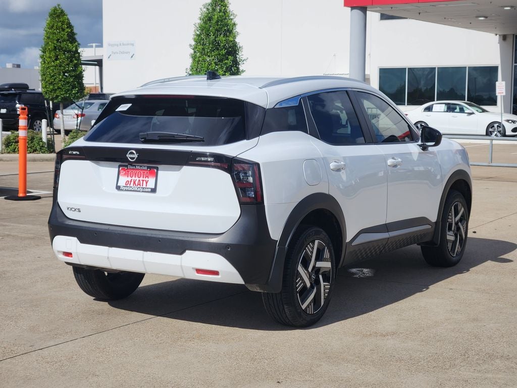 2026 Nissan Kicks MPV SV