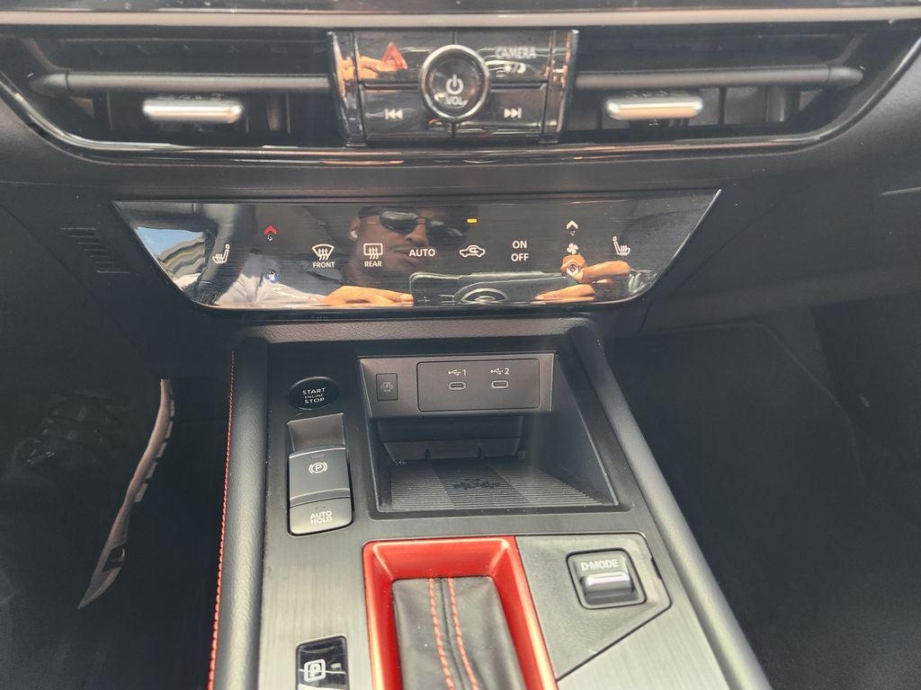 2025 Nissan Kicks MPV SR