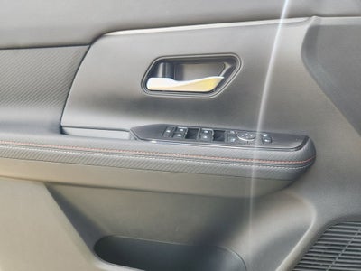 2025 Nissan Kicks MPV SR