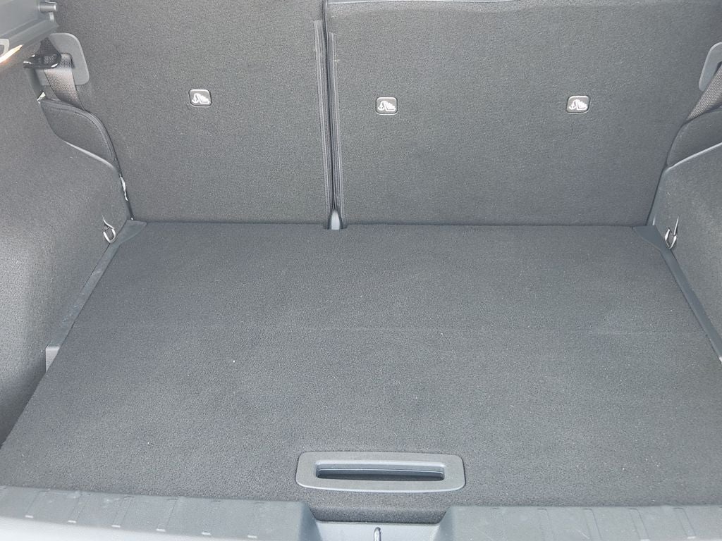 2025 Nissan Kicks MPV SR