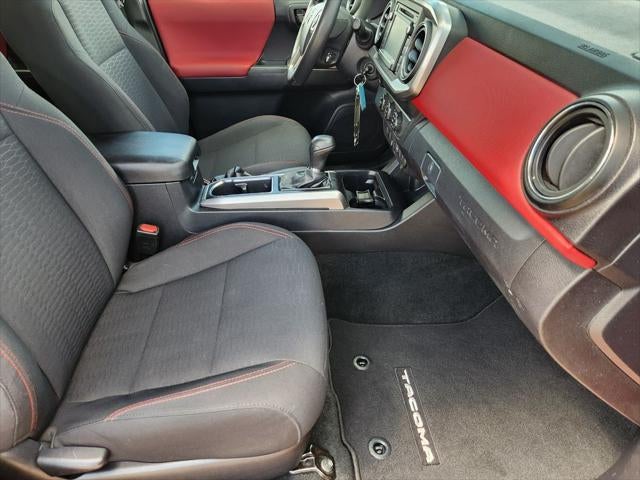 2019 Toyota TACOMA SR5 SR5 V6