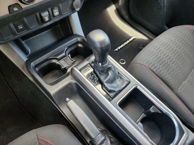 2019 Toyota TACOMA SR5 SR5 V6
