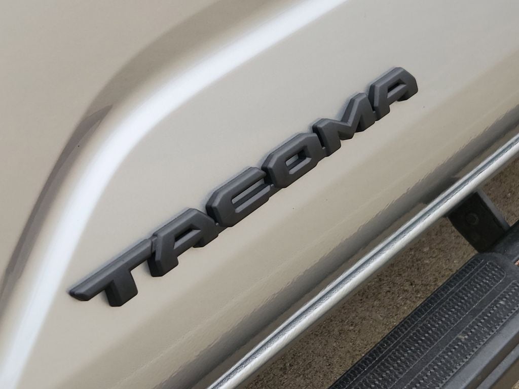 2024 Toyota TACOMA SR5 SR5