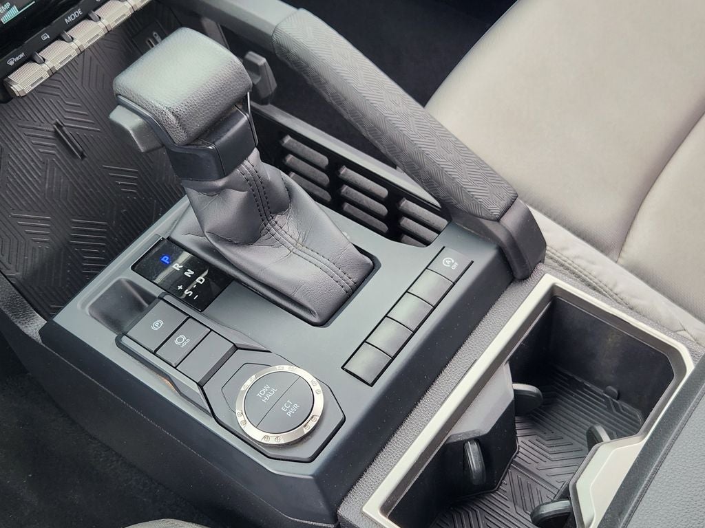 2024 Toyota TACOMA SR5 SR5