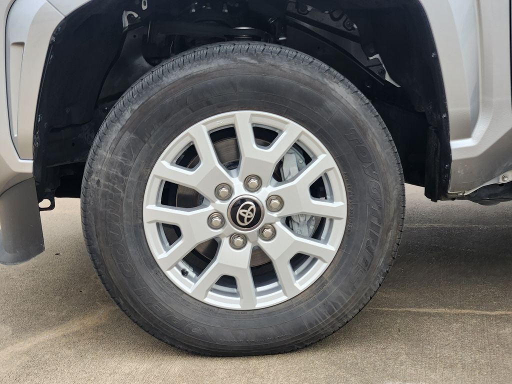 2025 Toyota Tacoma SR5