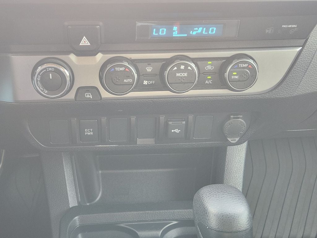 2022 Toyota Tacoma SR V6