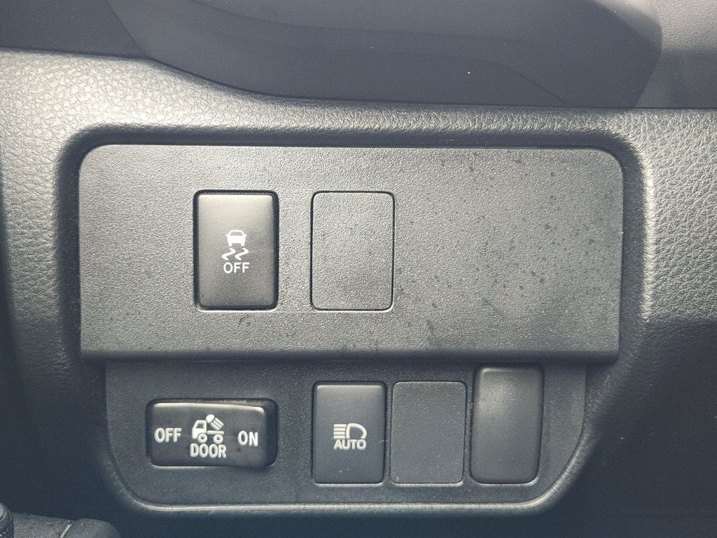 2022 Toyota Tacoma SR V6
