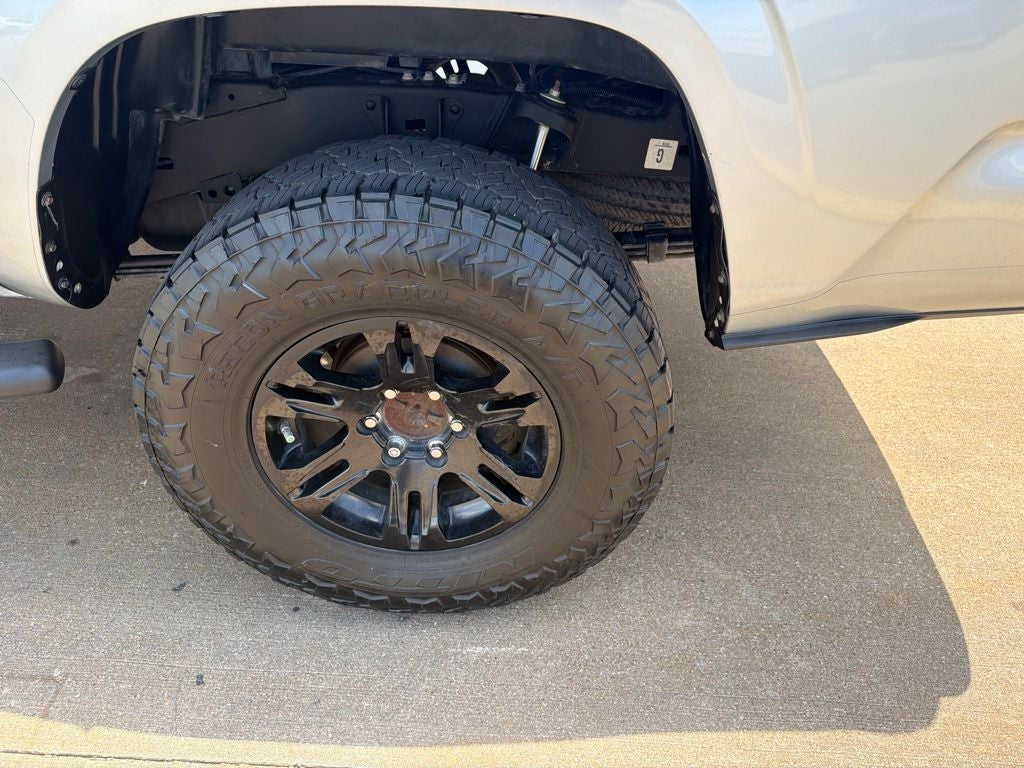 2022 Toyota Tacoma SR V6