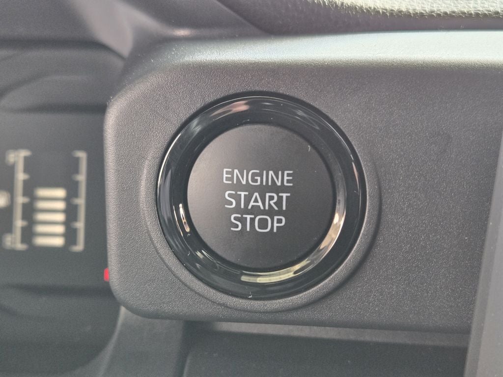 2025 Toyota Tacoma SR
