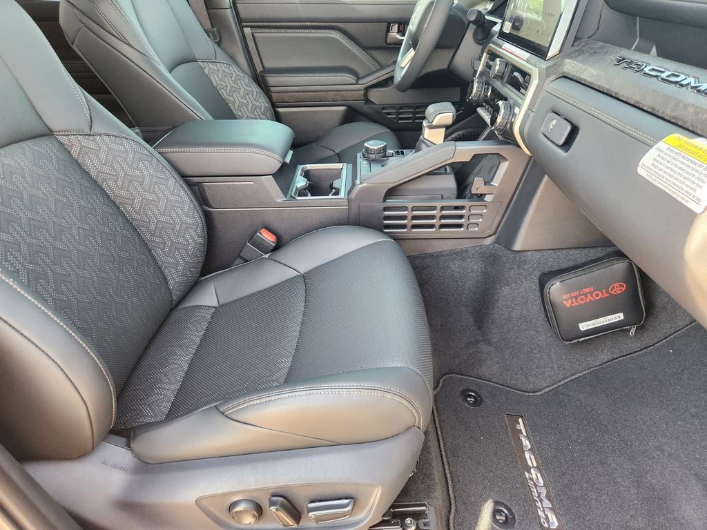 2026 Toyota Tacoma i-FORCE MAX Limited i-FORCE MAX