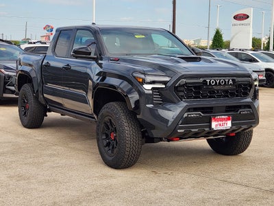 2026 Toyota Tacoma i-FORCE MAX TRD Pro