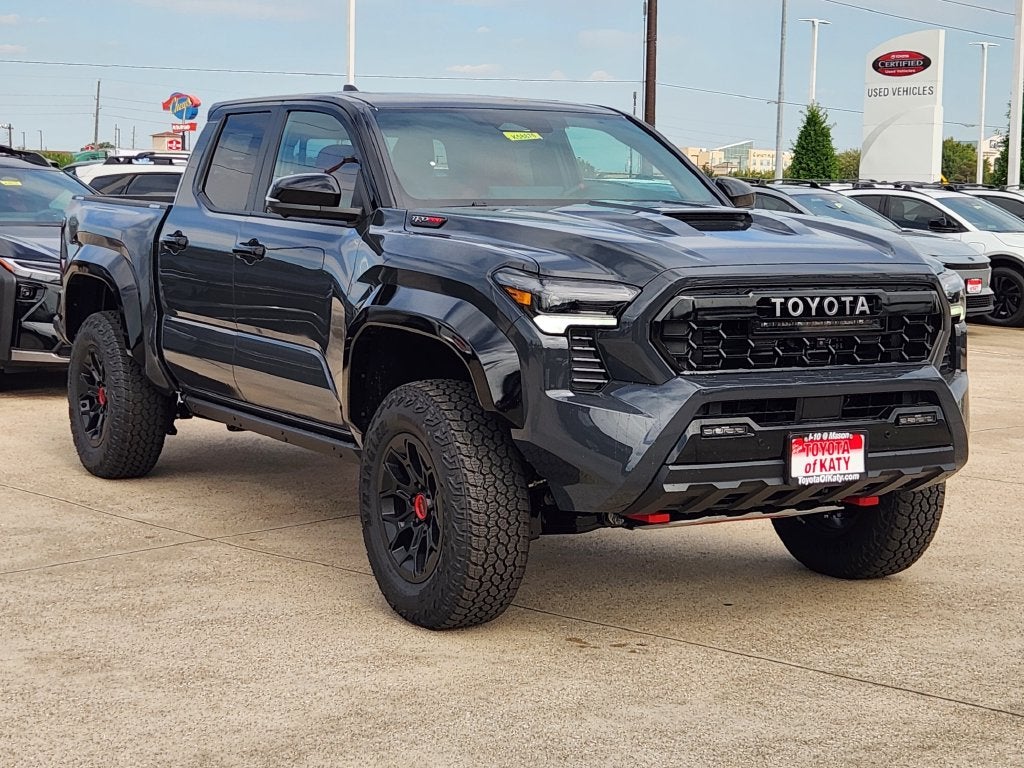 2026 Toyota Tacoma i-FORCE MAX TRD Pro