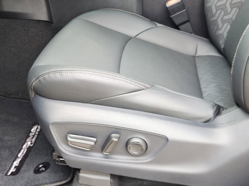 2026 Toyota Tacoma Hybrid Limited