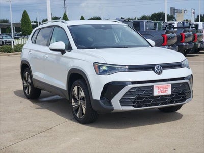 2025 Volkswagen Taos 1.5T SE