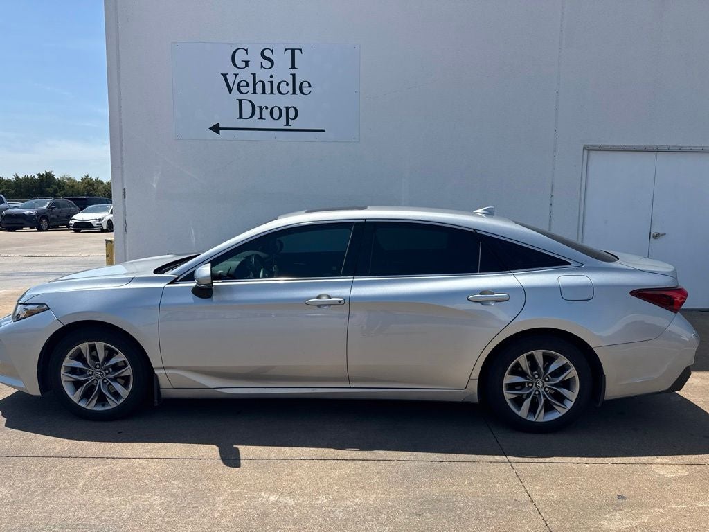 2020 Toyota Avalon XLE