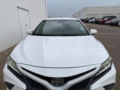 2018 Toyota Camry SE