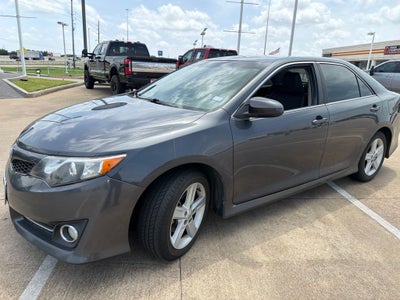 2012 Toyota CAMRY SE