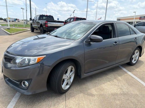 2012 Toyota CAMRY SE