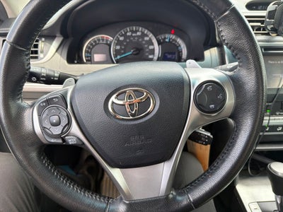 2012 Toyota CAMRY SE