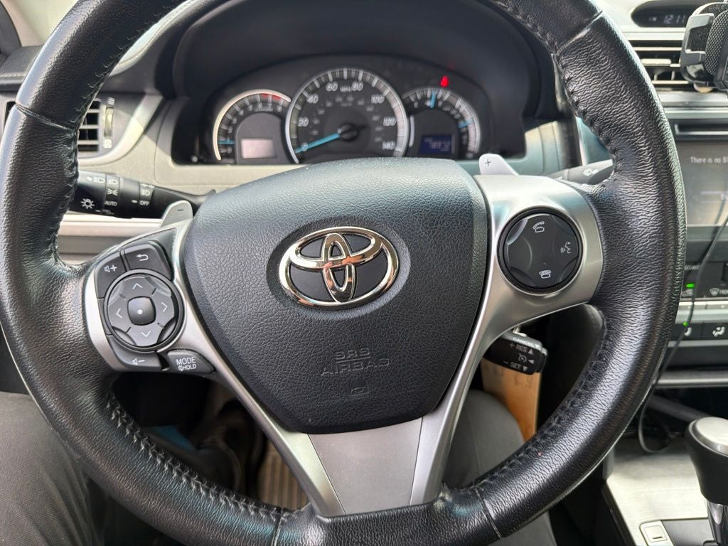 2012 Toyota CAMRY SE