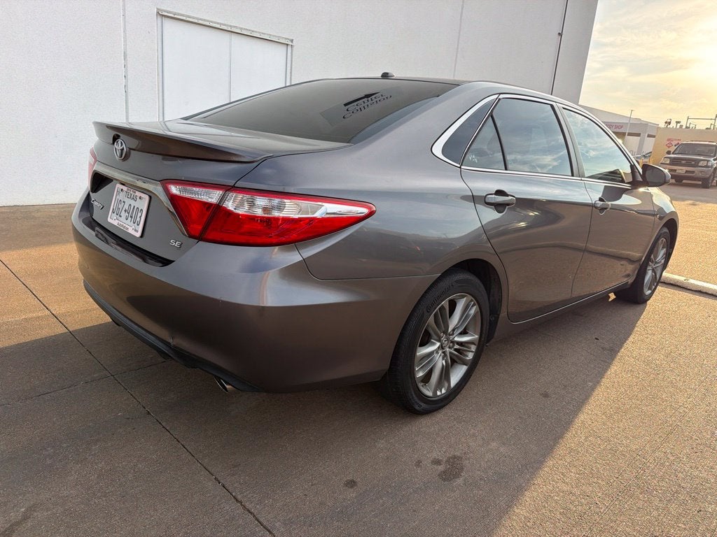 2016 Toyota Camry SE