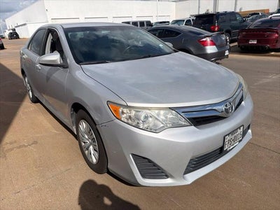 2013 Toyota CAMRY LE