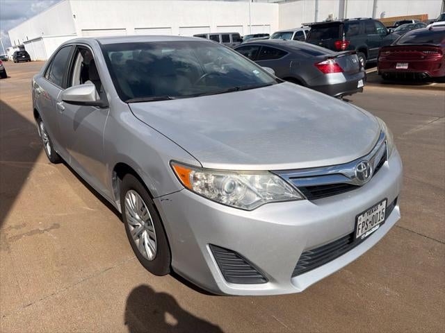 2013 Toyota CAMRY LE