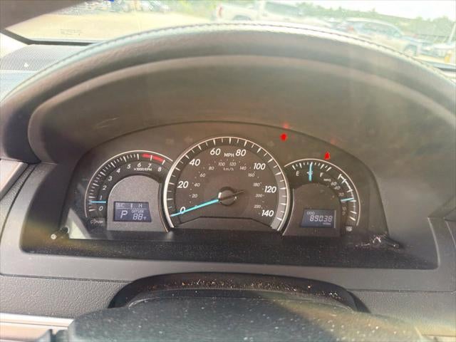 2013 Toyota CAMRY LE