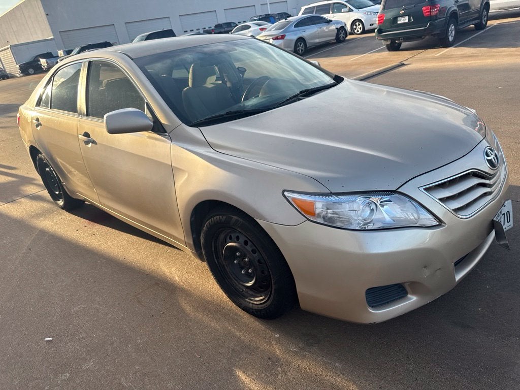 2010 Toyota CAMRY LE