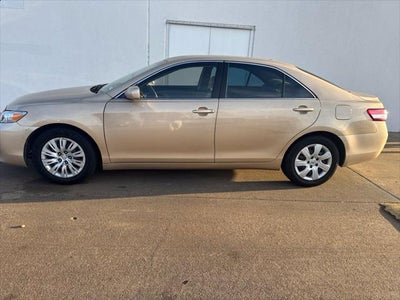 2010 Toyota CAMRY LE