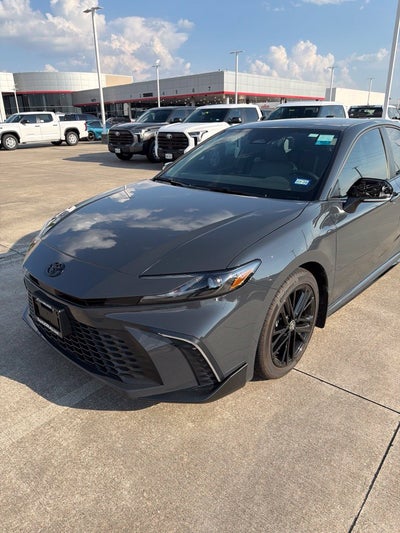 2026 Toyota Camry SE