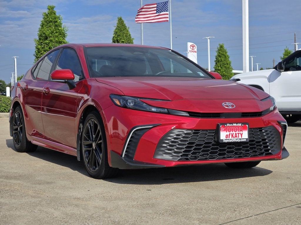 2025 Toyota Camry SE