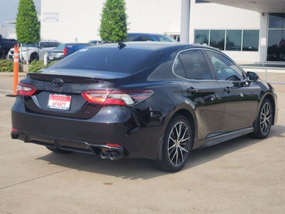 2024 Toyota Camry SE
