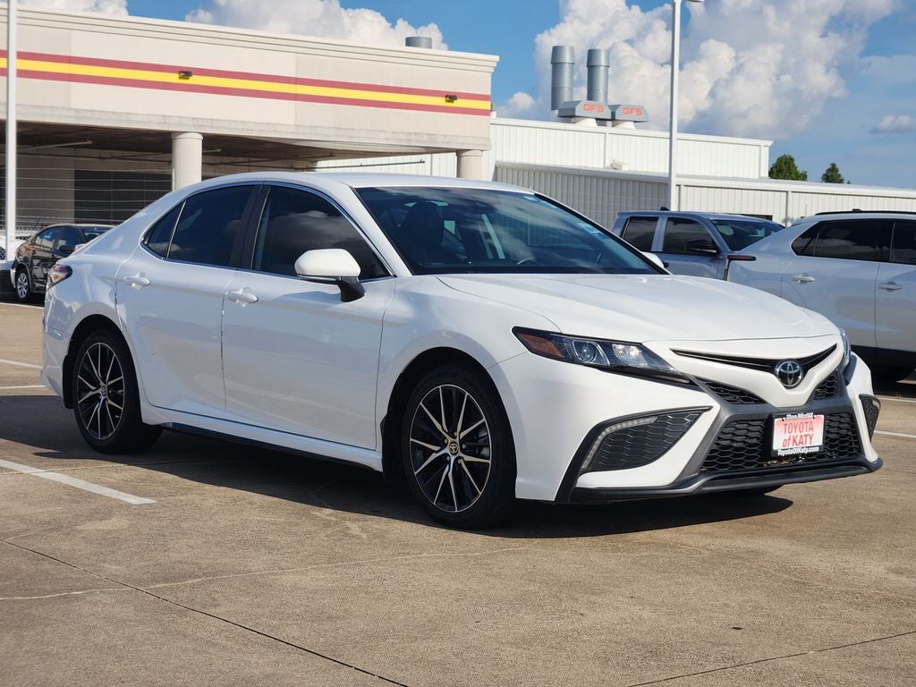 2024 Toyota Camry SE