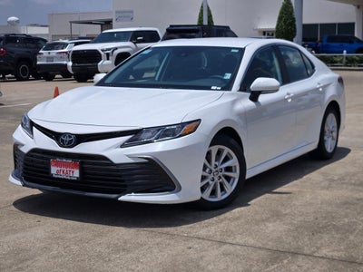 2024 Toyota Camry LE