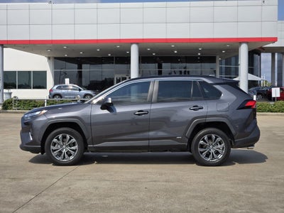 2022 Toyota RAV4 Hybrid XLE Premium