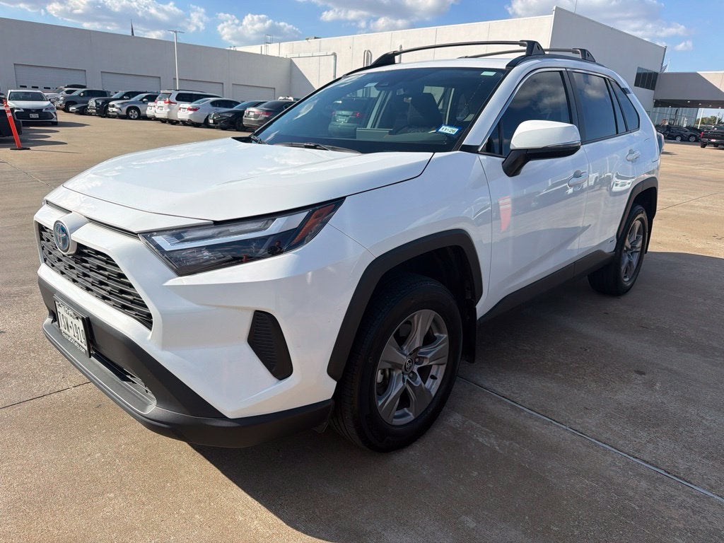 2024 Toyota RAV4 Hybrid XLE