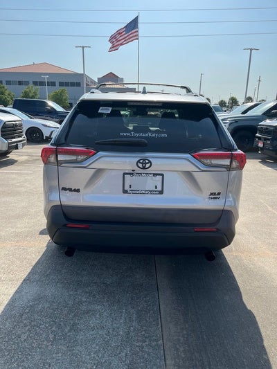 2025 Toyota RAV4 Hybrid XLE