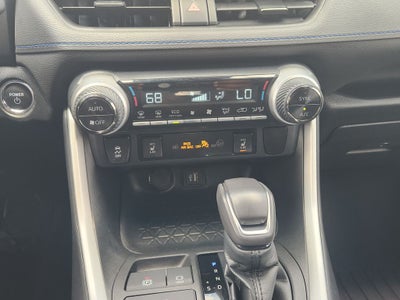 2023 Toyota RAV4 Hybrid SE