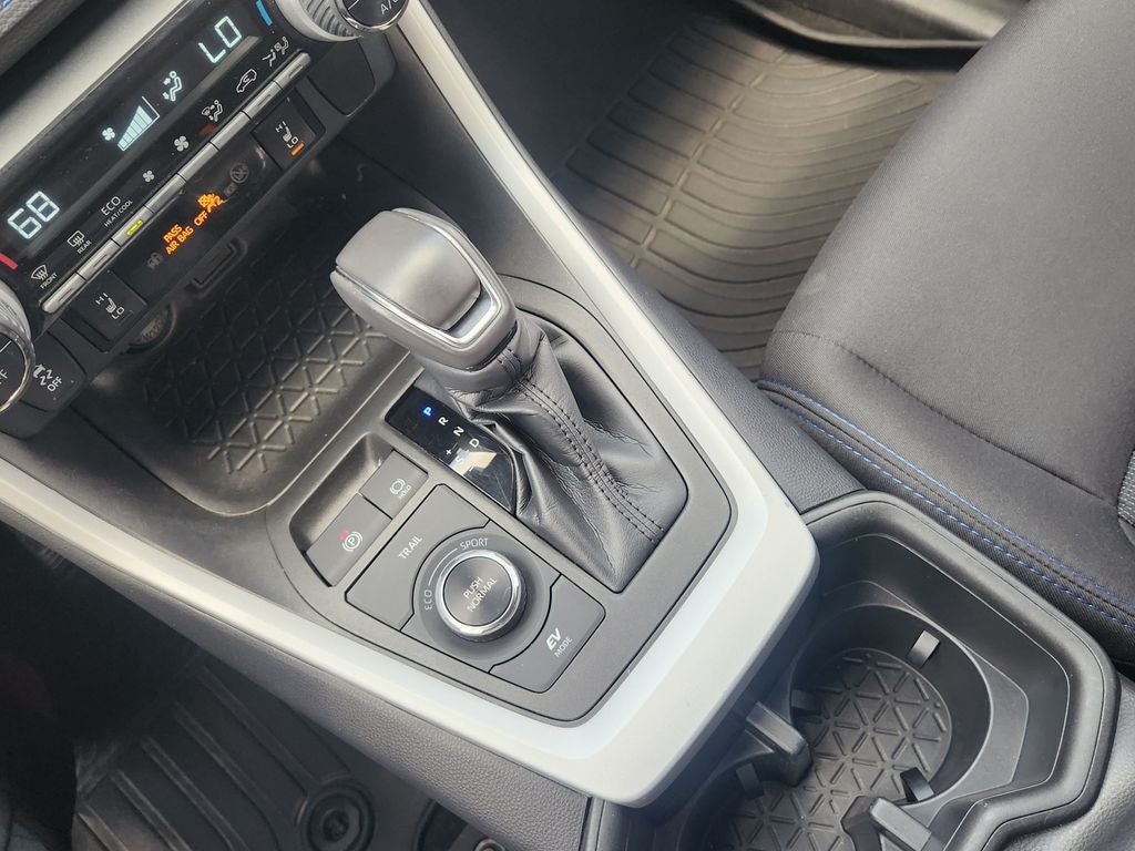 2023 Toyota RAV4 Hybrid SE