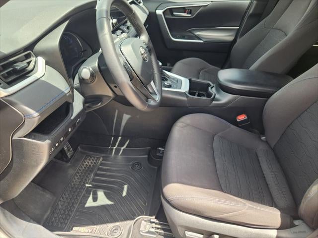 2023 Toyota RAV4 Hybrid SE